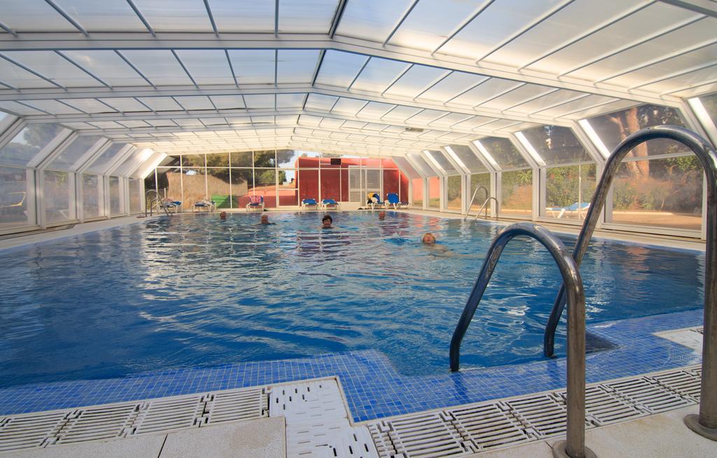 Complejo Turistico & Camping Cabopino Марбеля Екстериор снимка