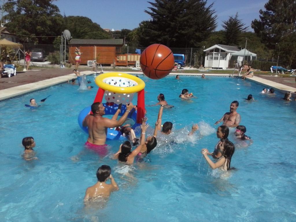 Complejo Turistico & Camping Cabopino Марбеля Екстериор снимка