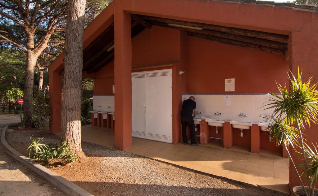 Complejo Turistico & Camping Cabopino Марбеля Екстериор снимка